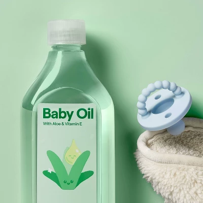 Up & Up Baby Oil - Aloe Vitamin E - 20oz - Up&up™ 3 Up & Up Baby Oil - Aloe Vitamin E - 20oz - Up&up™