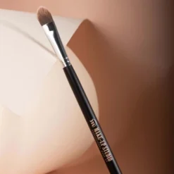 Eyeshadow Camouflage Age Nylon Brush - 25 By Make-Up Studio For Women - 1 Pc Brush -Care Wellness Store GUEST e0c556a9 9d94 46b8 96d4 1e032d87eb5a